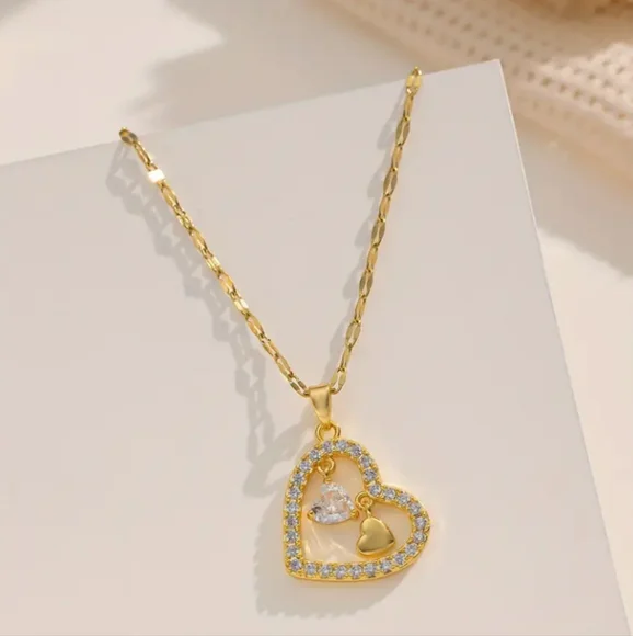 New 18K Gold Plated Stainless Steel Hearts💗 Charm Necklace - Picture 4 of 5